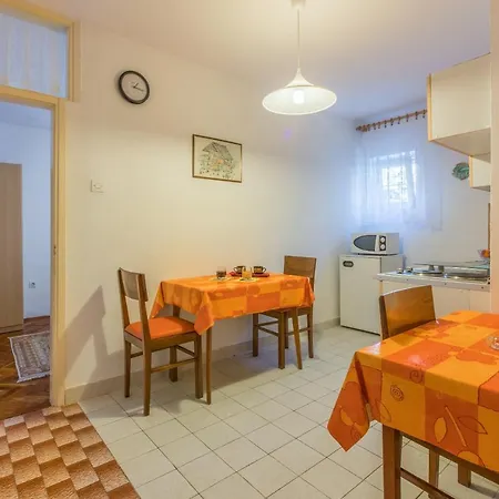 Danica Apartment Dramalj